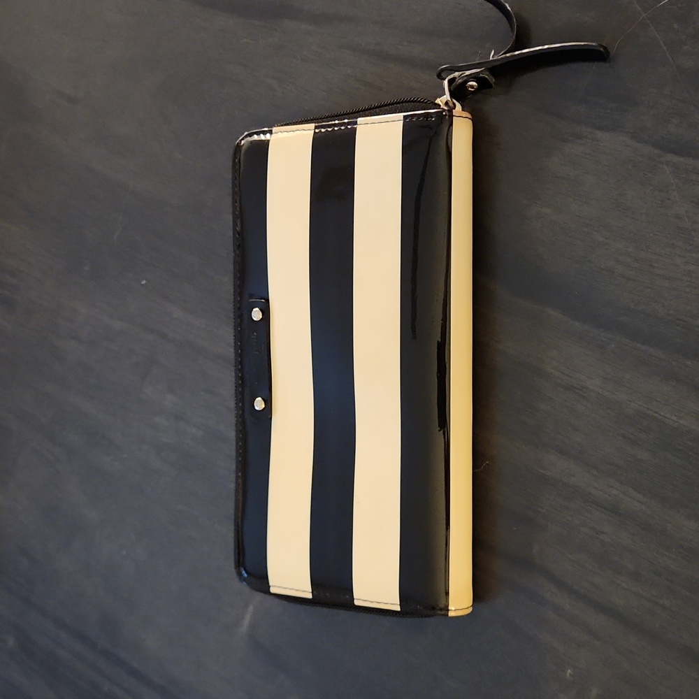 Kate Spade stripe wallet